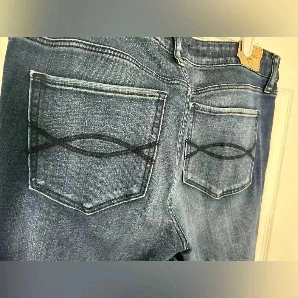 Abercrombie & Fitch Signature Series Super Skinny Distressed Jeans Size 28 - Picture 10 of 11